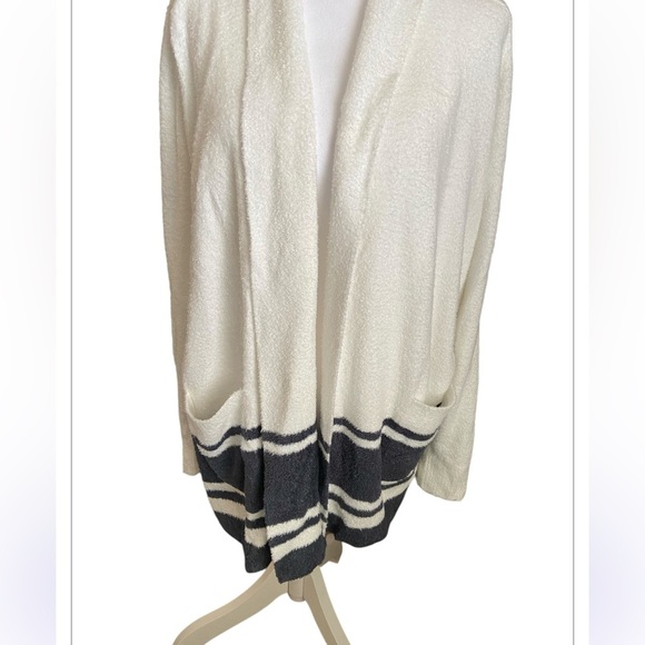 Women’s Barefoot Dreams Long Cardigan, size M, Cozy Lite Chic Material, Leisure - Picture 2 of 6